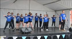Blue Mountains Musical Society cast from Catch Me If You Can 2